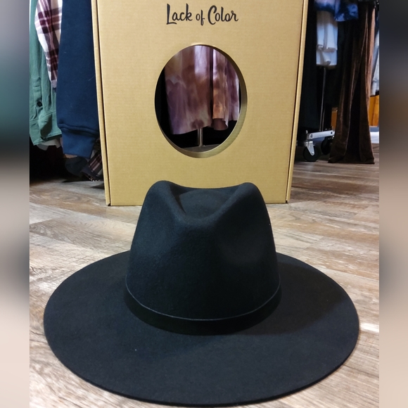 Lack of Color Boho The Grove Hat in Black NWT - Picture 5 of 15